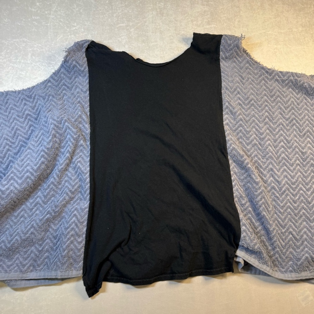 The Morgan factory Tupac poncho - Picture 5 of 10